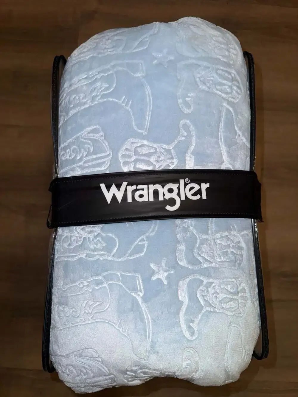 Wrangler 3-Piece Plush Comforter Set King Light Blue Cowboy Boots